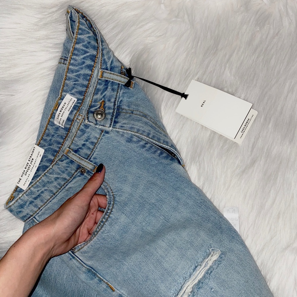 Zara high-rise straigh light washed jeans